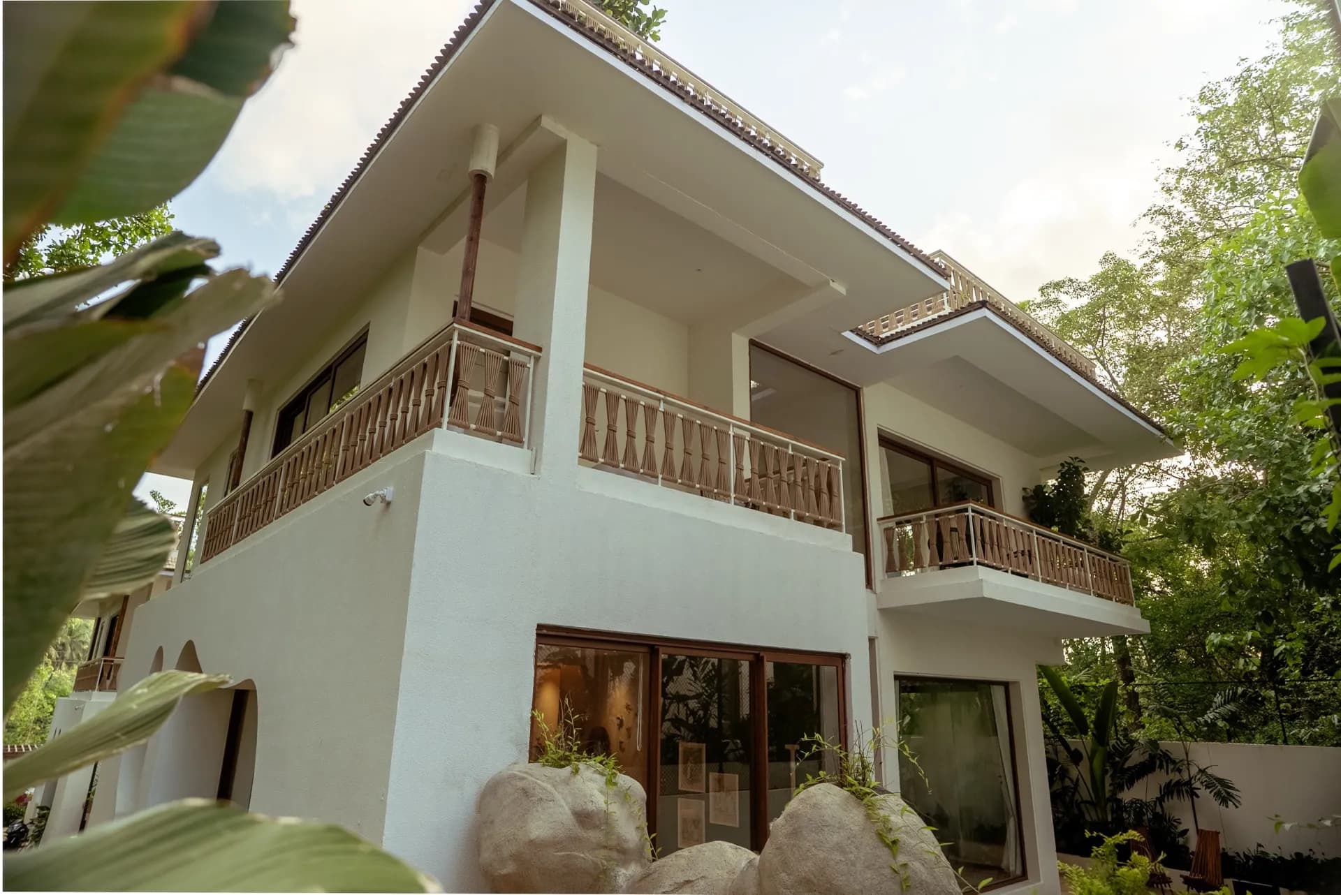 Villa exterior garden