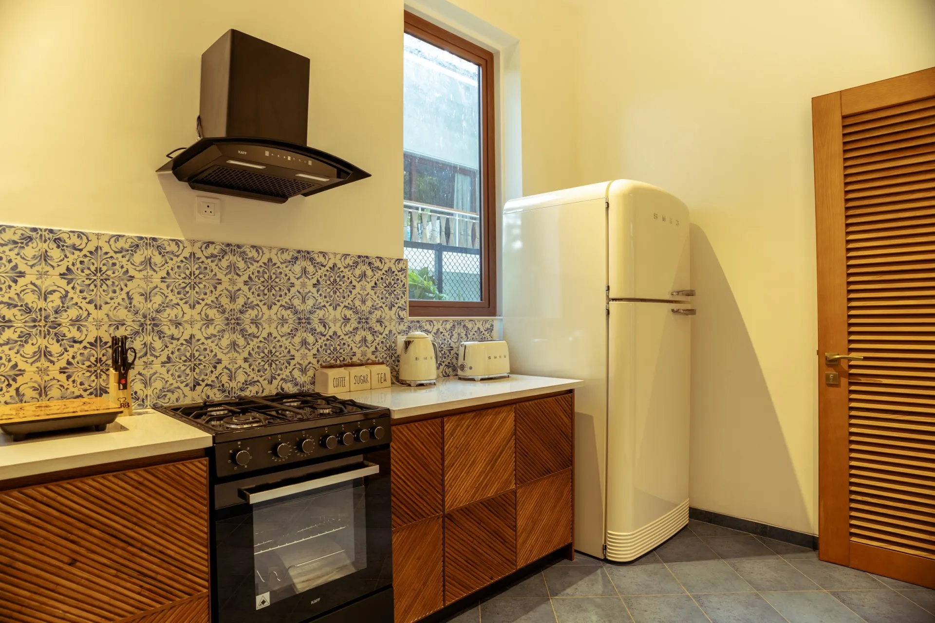 Kitchen counter